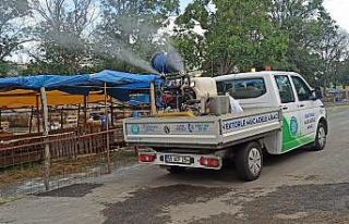 Kurbanlık pazarı dezenfekte edildi