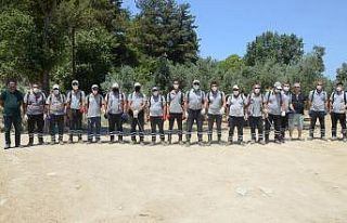 Kuşadası Belediyesi, ’Karasinekle Mücadele Timi’...