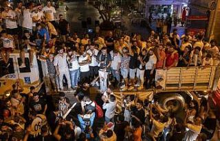 Kuşadası’nda şampiyonluk coşkusu