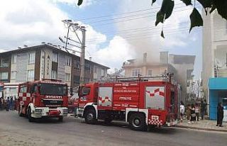 Kütahya’da çatı katı yangını korkuttu