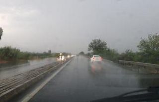 Kuyucak’da sağanak yağış etkili oldu