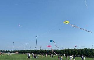 Maltepe’de gökyüzü uçurtmayla, çocuklar neşeyle...