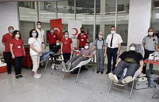 Manisa CBÜ personeli kan ve kök hücre bağışında...