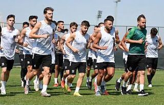 Manisa FK günü çift idmanla tamamladı
