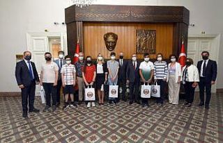 Manisa’da LGS şampiyonları ödüllendirildi