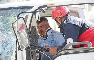 Manisa’da zincirleme kaza: 3 yaralı