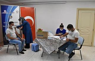 Mardin Büyükşehir Belediyesi çalışanları aşı...