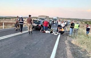 Mardin’de 2 araç kafa kafaya çarpıştı: 6 yaralı