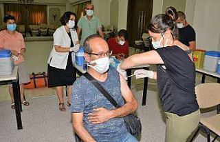 MATSO üyeleri ve ailelerine toplu aşı uygulaması