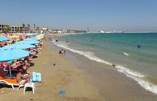 Mersin sahillerinde bayram yoğunluğu