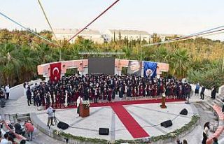 MEÜ Tıp Fakültesinden mezun olan yeni doktorlar...