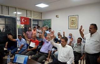 Meyveciler sandığa gitti