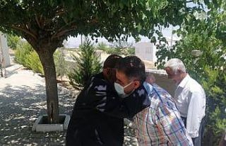 Milletvekili Fırat köy köy geziyor