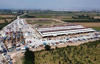 Modern hayvan pazarı ilk bayramda yüzleri güldürdü