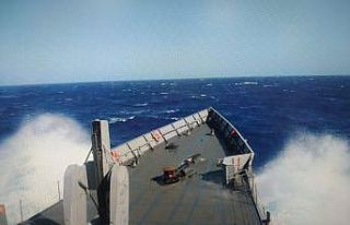 MSB: “Kaş’ın 161 mil güneybatısında 45 kişinin...