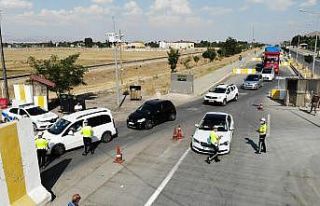 Muş polisinden drone destekli trafik denetimi