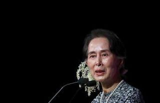 Myanmar’ın devrik lideri Suu Kyi gözaltında korona...