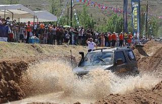 Off Road yarışları nefesleri kesti