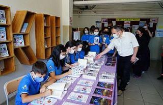 Öğrenciler, pandemide yaşadıklarını kitap haline...