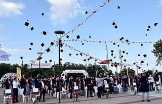 OMÜ Ziraat Fakültesi’nde mezuniyet coşkusu