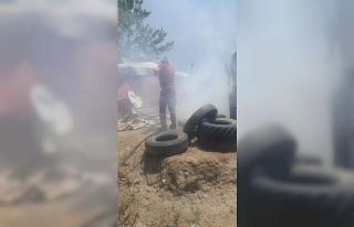 Ormancılar sadece alevlere değil yüreklere de su...