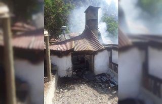 Osmaniye’de çıkan yangında ev kullanılamaz hale...