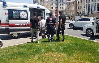 Otomobil ile hafif ticari araç çarpıştı: 3 yaralı