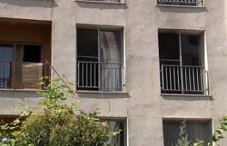 (ÖZEL) Başakşehir’de sitede nargile devrildi,...