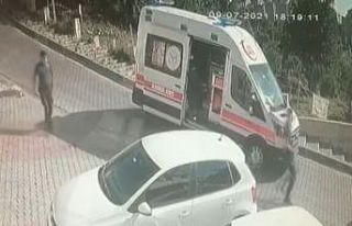 (ÖZEL) Kağıthane’de yokuş aşağı kayan kamyonet...