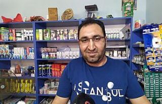 (Özel) Küçükçekmece’de sadaka kutusunu çalan...
