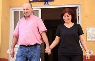 (ÖZEL) Parkinson hastası, eşinin sevgisiyle yeniden...