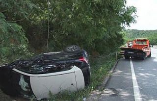 (ÖZEL) Şile yolunda kontrolden çıkan otomobil...