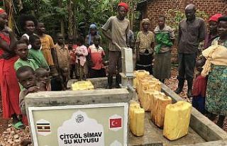 (Özel) Simavlı hayırseverler Uganda’ya temiz...