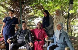 (ÖZEL) Ünlü sanatçı Yıldız Tilbe sıfır makyaj...