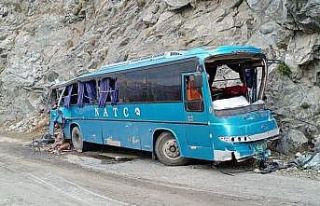 Pakistan’da otobüste patlama: 10 ölü, 39 yaralı