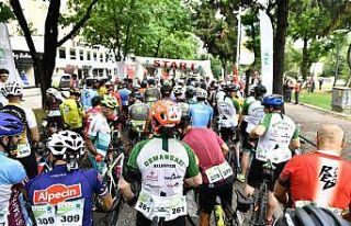 Pedallar zirve için döndü