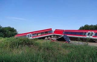 Polonya’da tren kazası: 8 yaralı