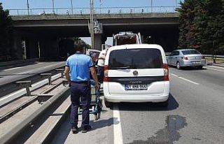 Rahatsızlanan sürücüye ilk müdahaleyi zabıta...