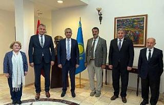 Rektör Polat Kazakistan’da resmi temaslarda bulundu