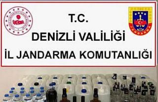 Restoranda satılmaya hazır 170 litre kaçak rakı...