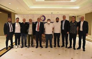 Sadıkoğlu, İstanbul’da Malatyalı iş insanlarıyla...