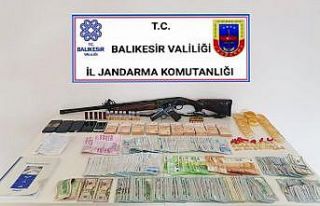 Sahte çek ve senetle hayvan sahiplerini 3 milyon...
