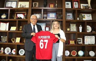 Şampiyon futbolcudan övgü, “Başarılarımı...