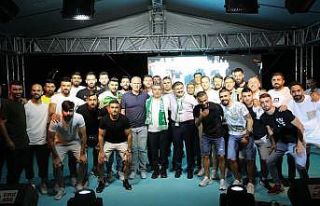 Şampiyonlar için kutlama programı düzenlendi