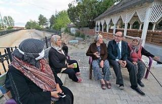 Sandıklı Hüdai Kaplıcaları’na gelen ziyaretçi...