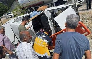 Şarampole uçan otomobilde bulunan 2 kişi yaralandı