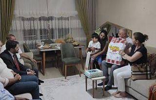 Şehidin oğluna doğum günü sürprizi
