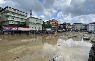 Sel bölgesinde çalışmalar sürüyor