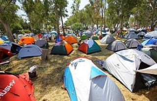 Selçuk Pamucak Sahili’nde yaz ve müzik kampı