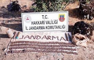 Şemdinli’de çok sayıda mühimmat ele geçirildi